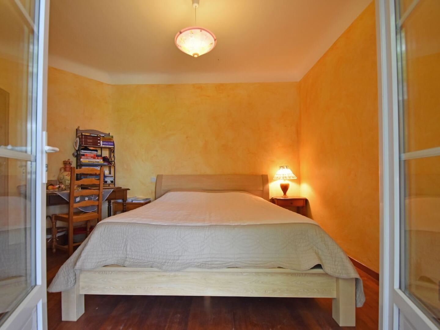 Stunning Villa Near Regusse With Private Swimming Pool