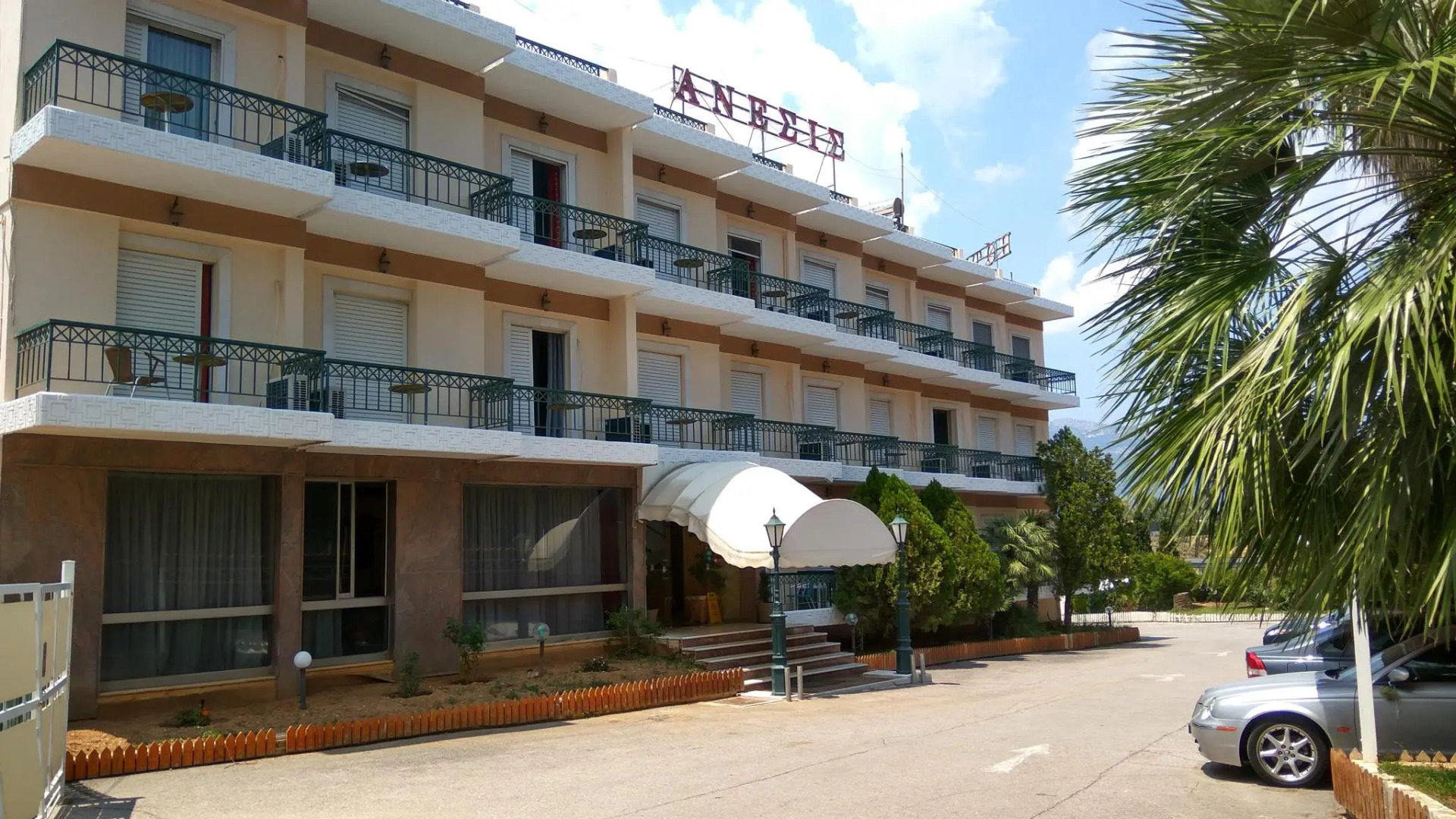 Hotel Anesi