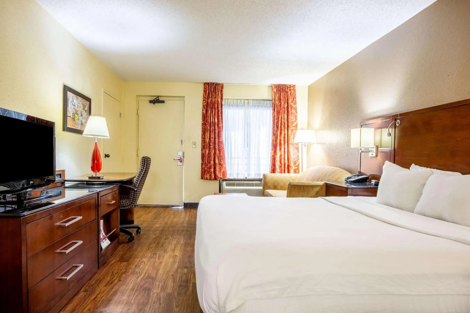 Econo Lodge Naval Station Norfolk