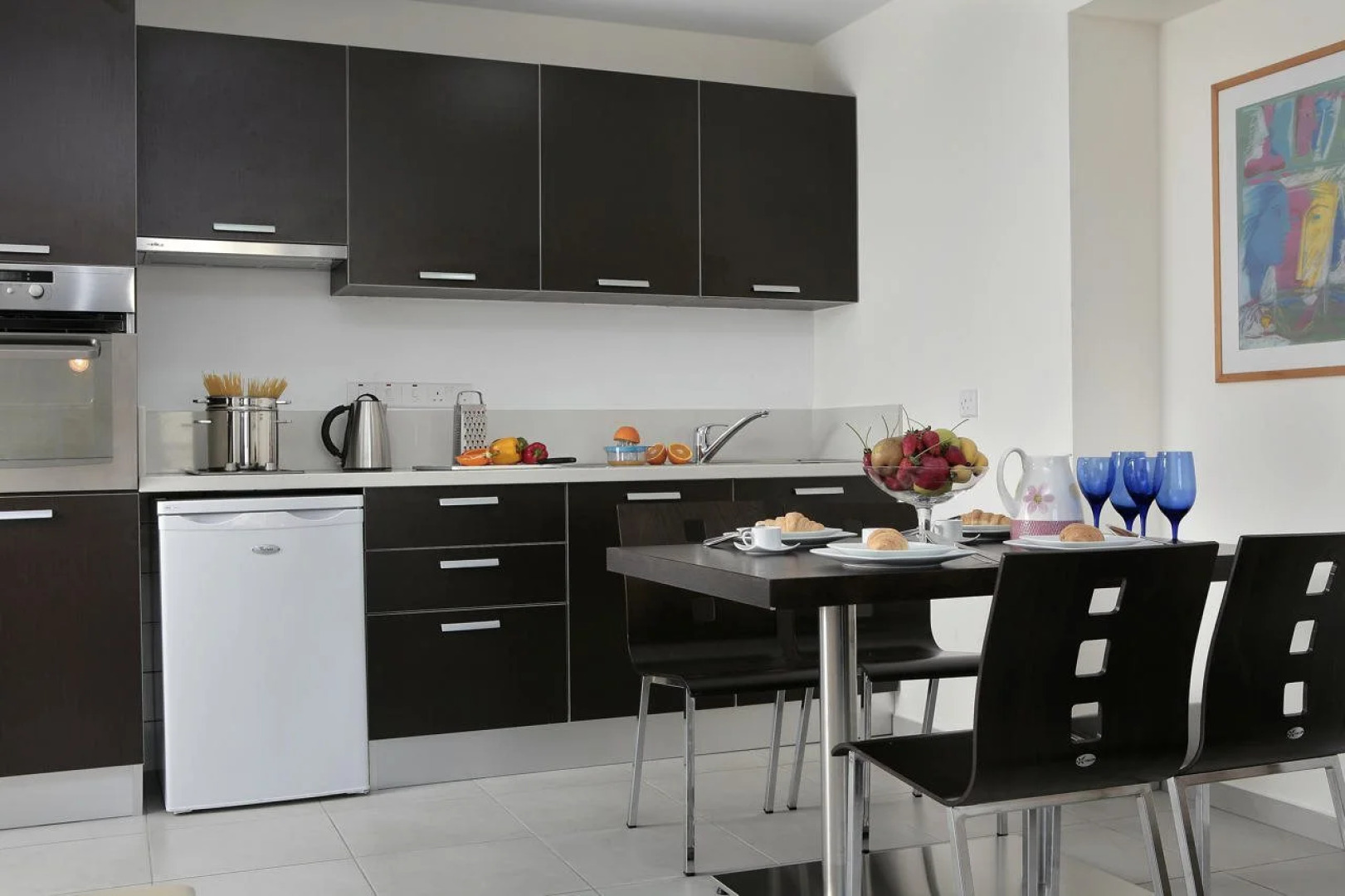 Anemi Hotel & Suites