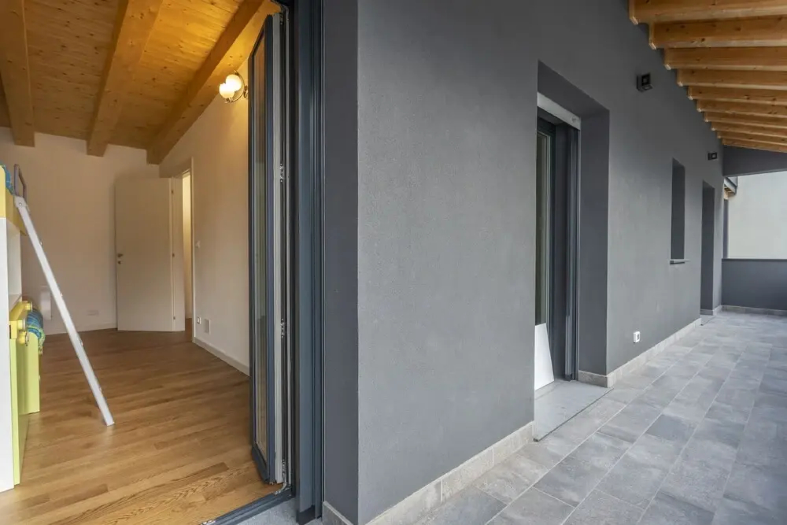 Modern House with Private Garden in Udine