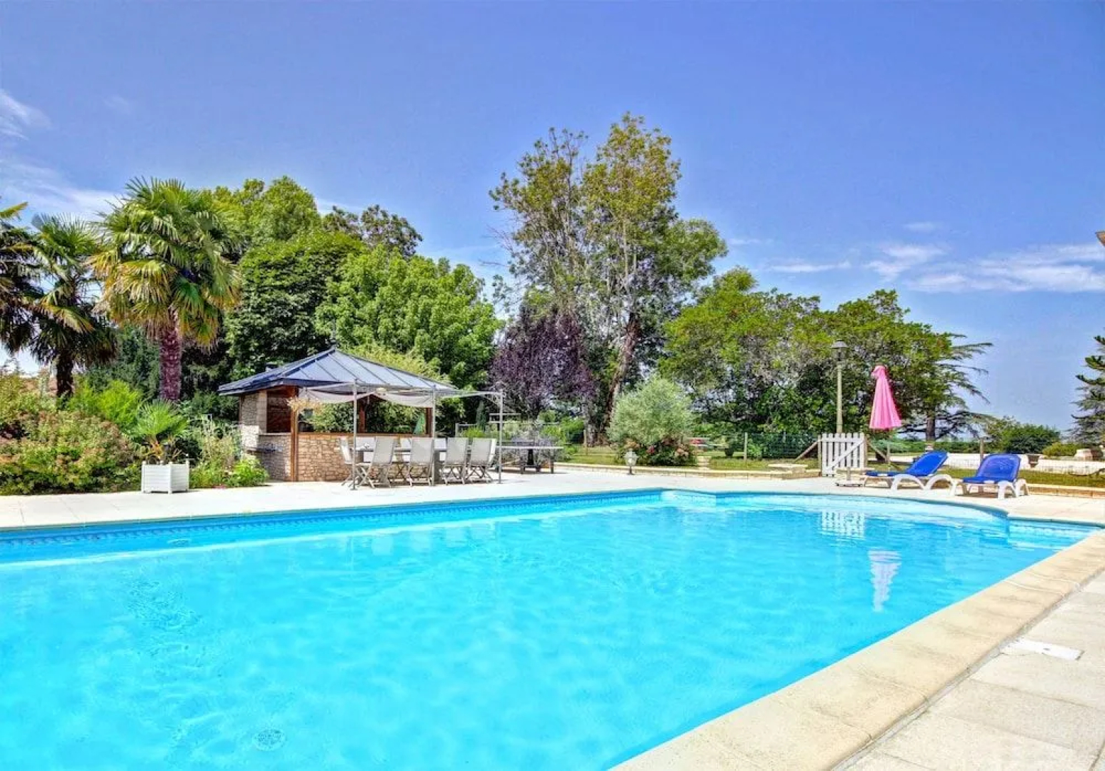 Domaine De Pouzelande B&B
