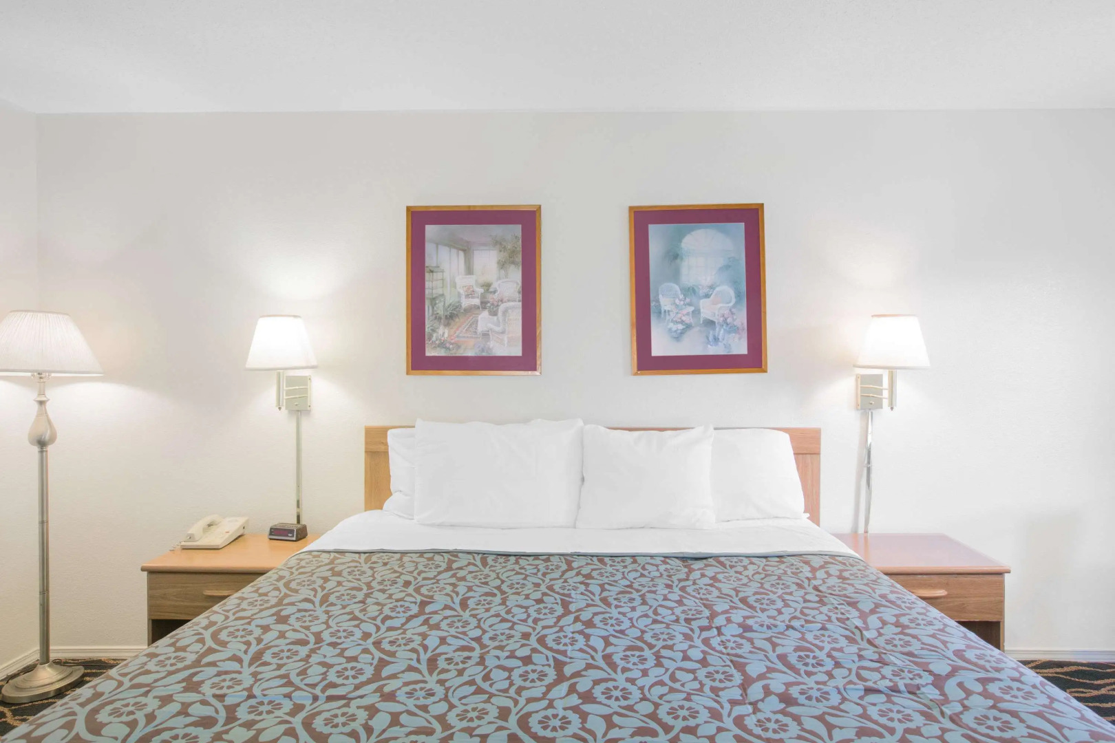 Days Inn by Wyndham Hardy