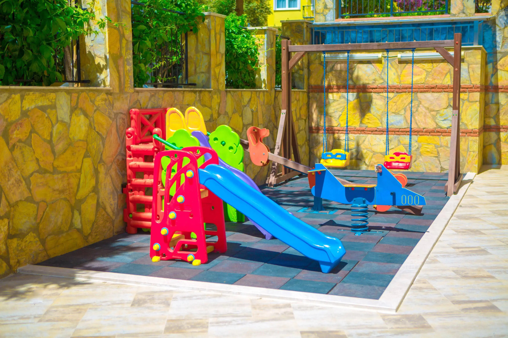 Villa Sunflower Hotel