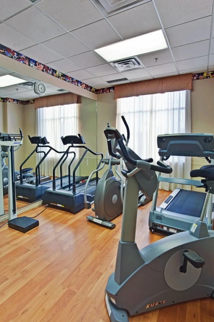 Holiday Inn Hotel & Suites Mississauga by IHG