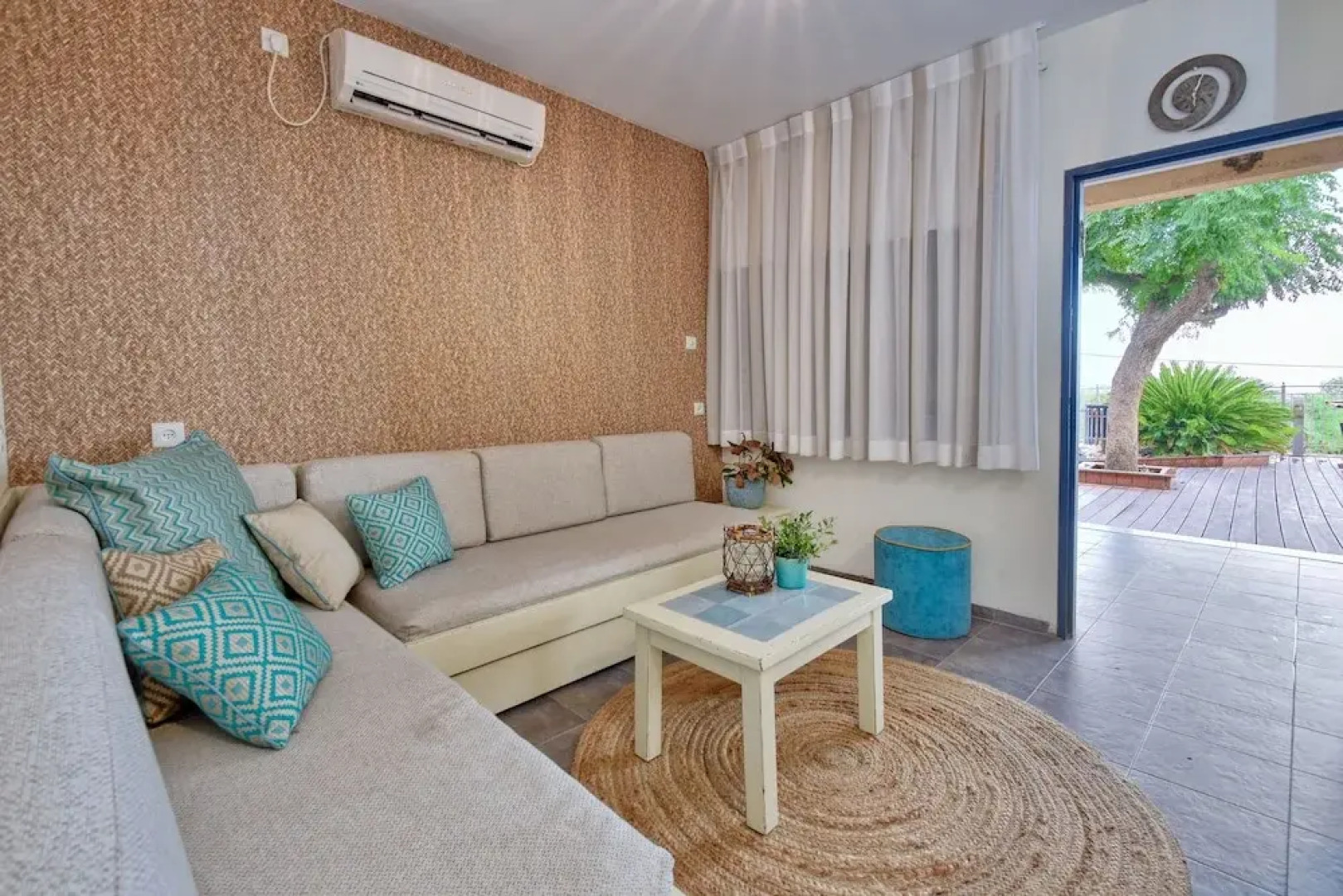 Accommodation Units The Mansion Had Nes