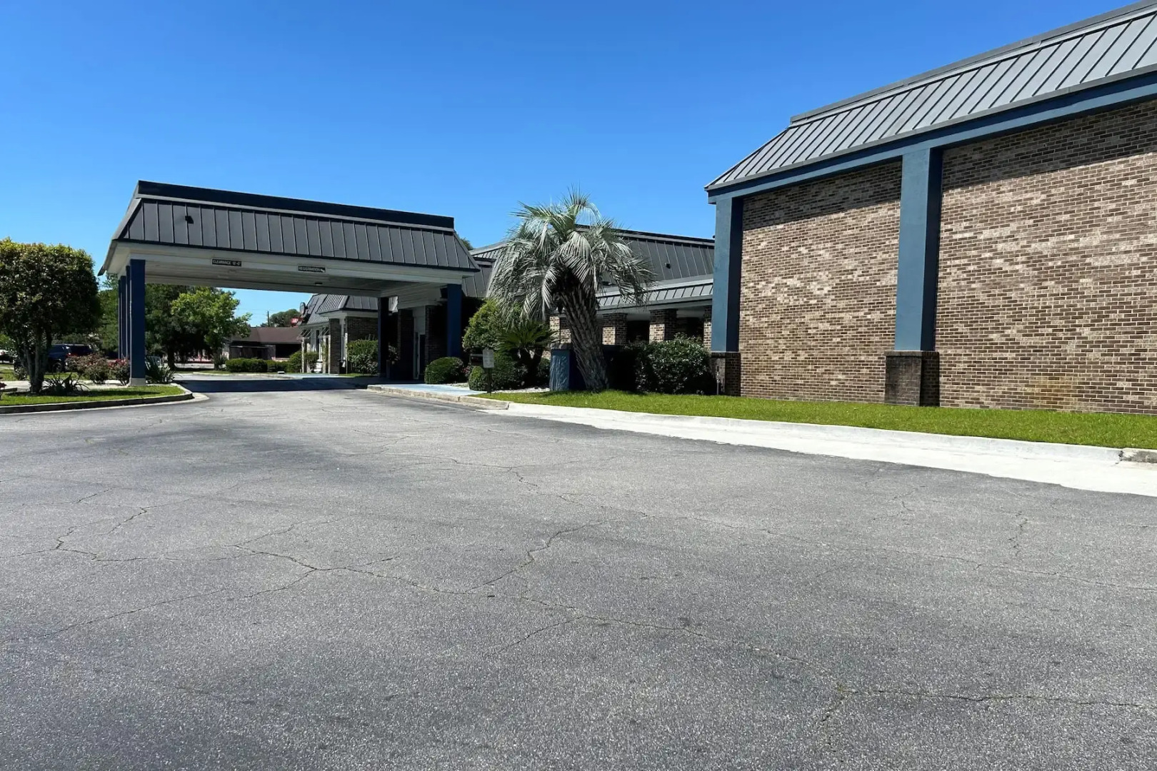 Days Inn by Wyndham Hinesville Near Fort Stewart