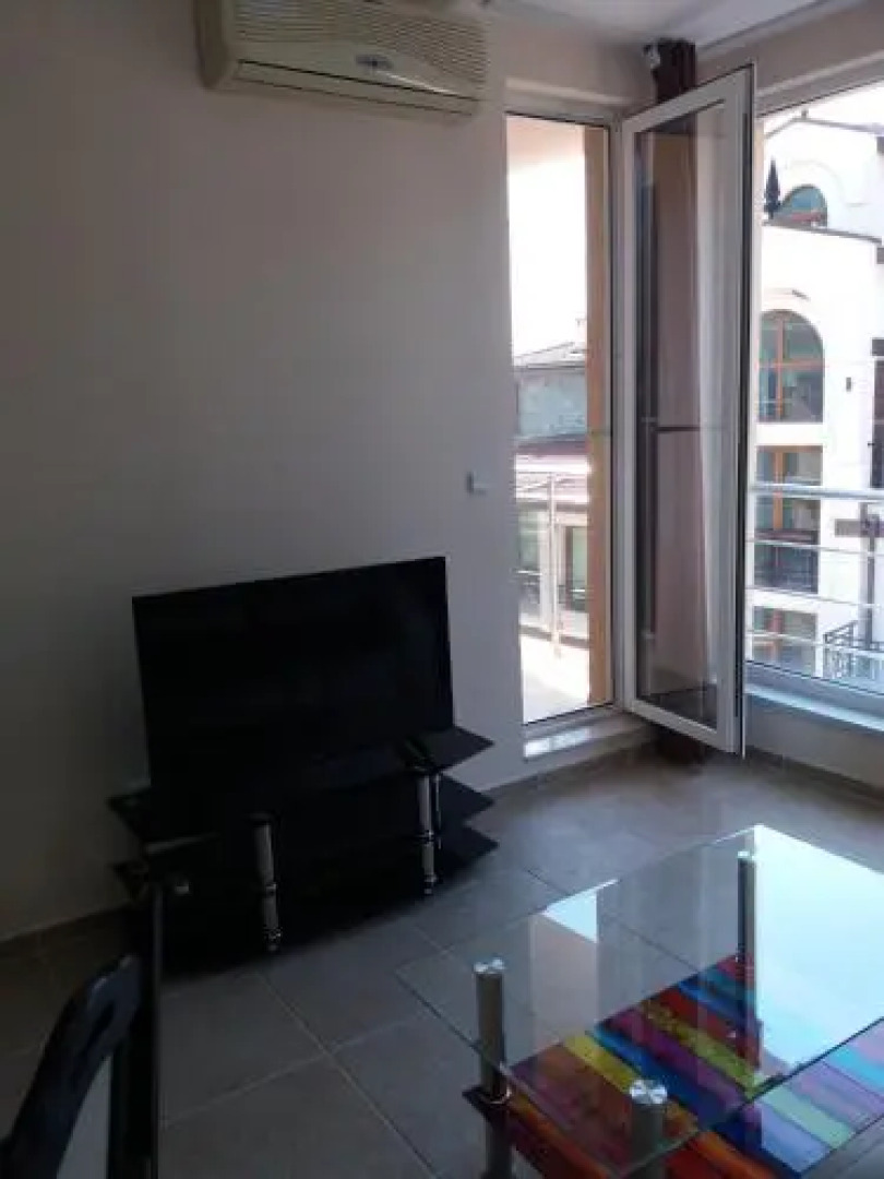 Golden Sea View Apartments 1