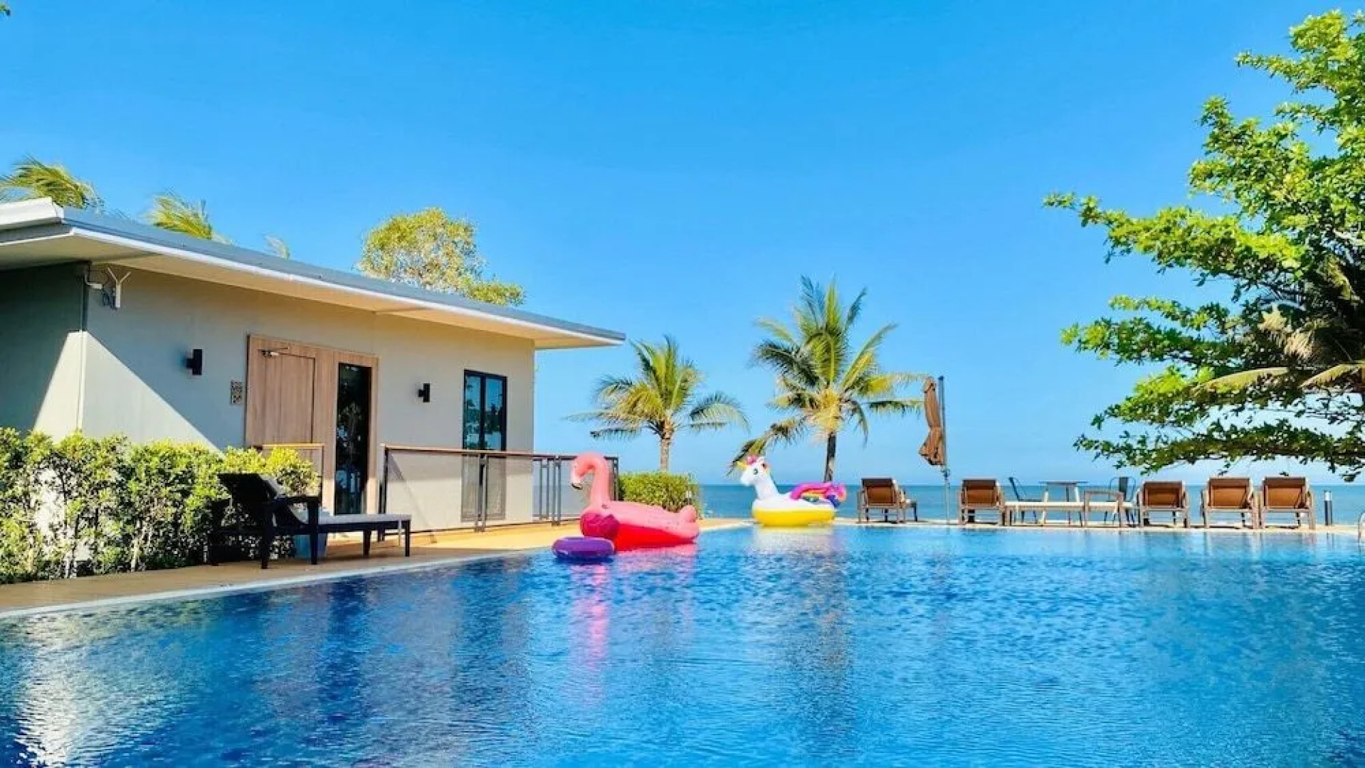 Sea Mountain Villa Resort & Pool Bar