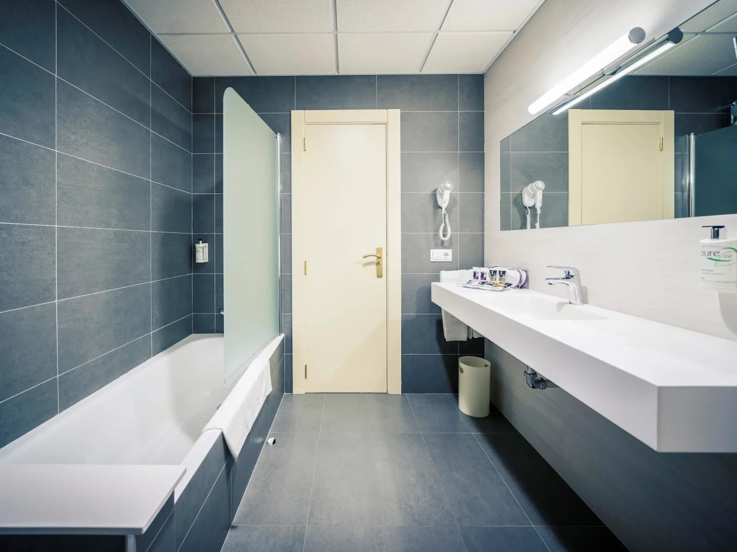 Mercure Carlton Rioja