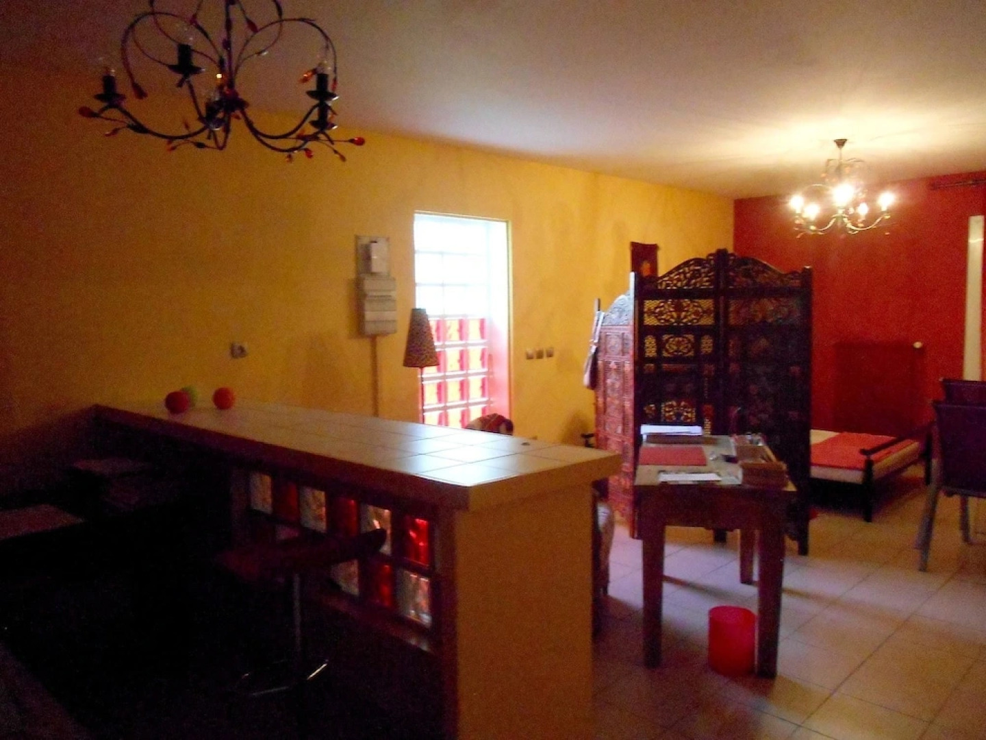 House With 8 Bedrooms in Villeurbanne, With Wifi