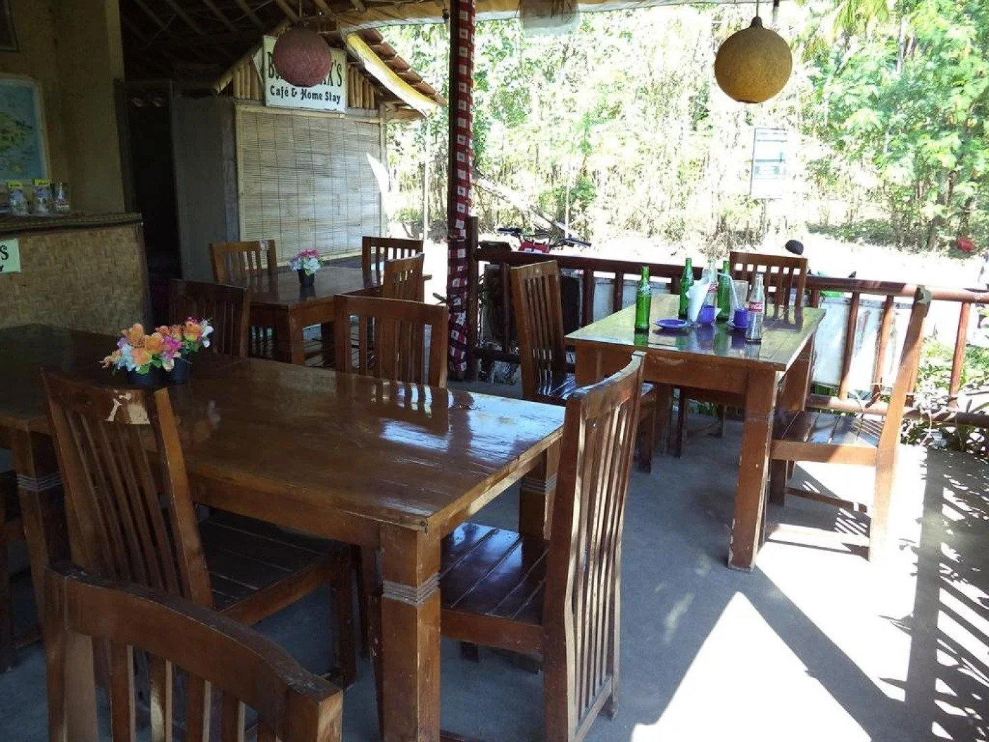 Bali Relax's Homestay and Cafe