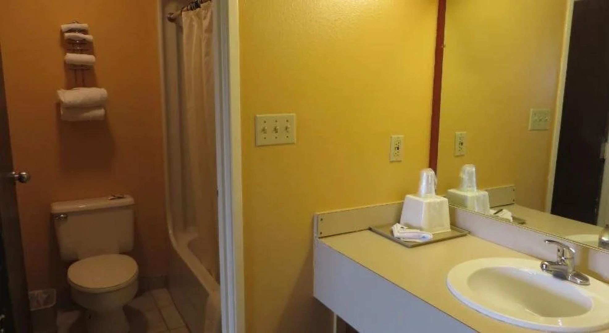 Economy Inn & Suites Joplin