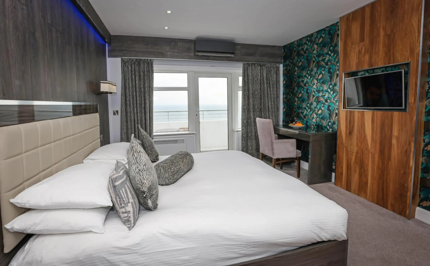 The Cumberland Hotel - OCEANA COLLECTION