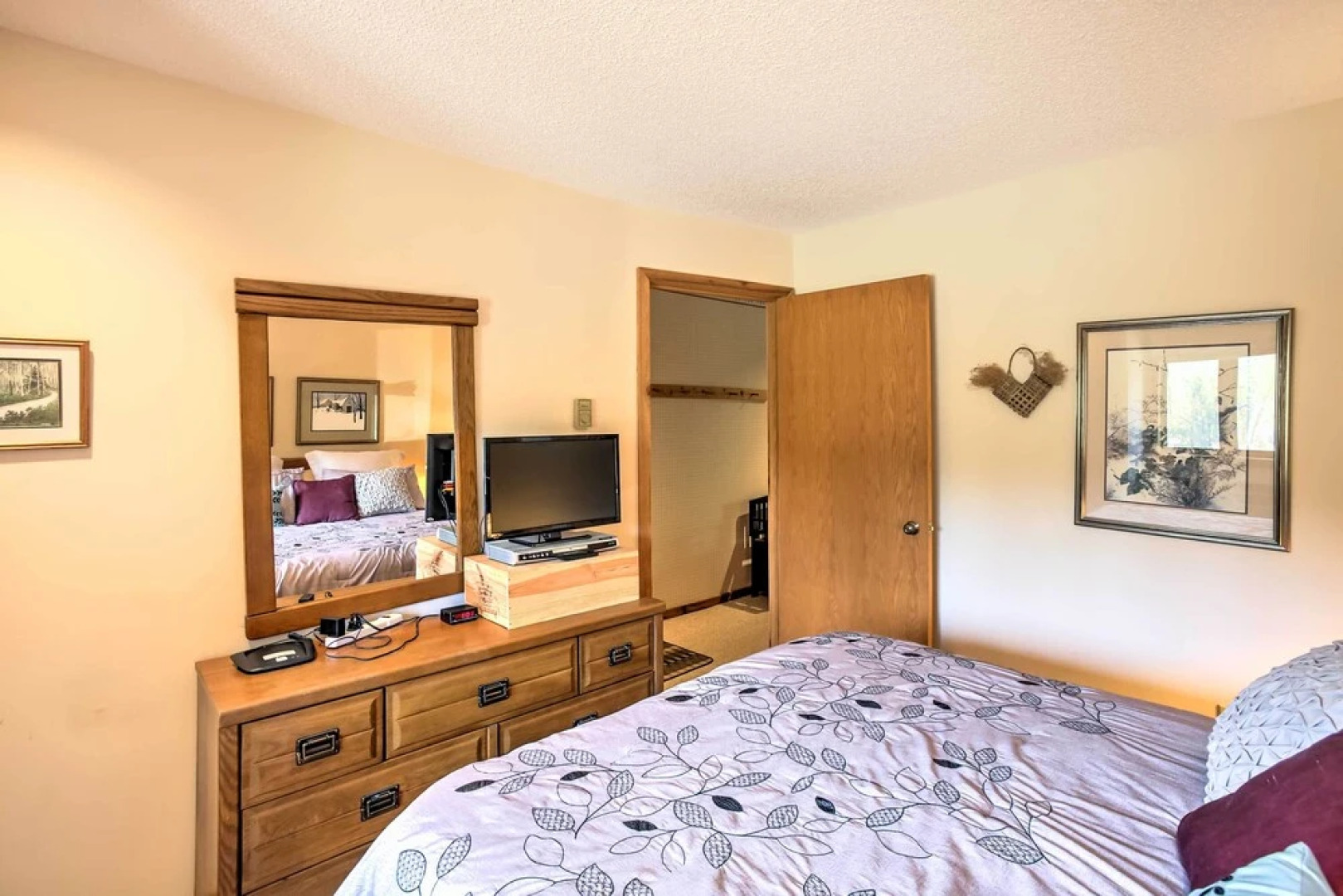 The Lodge At Schuss Mountain, Schuss Village