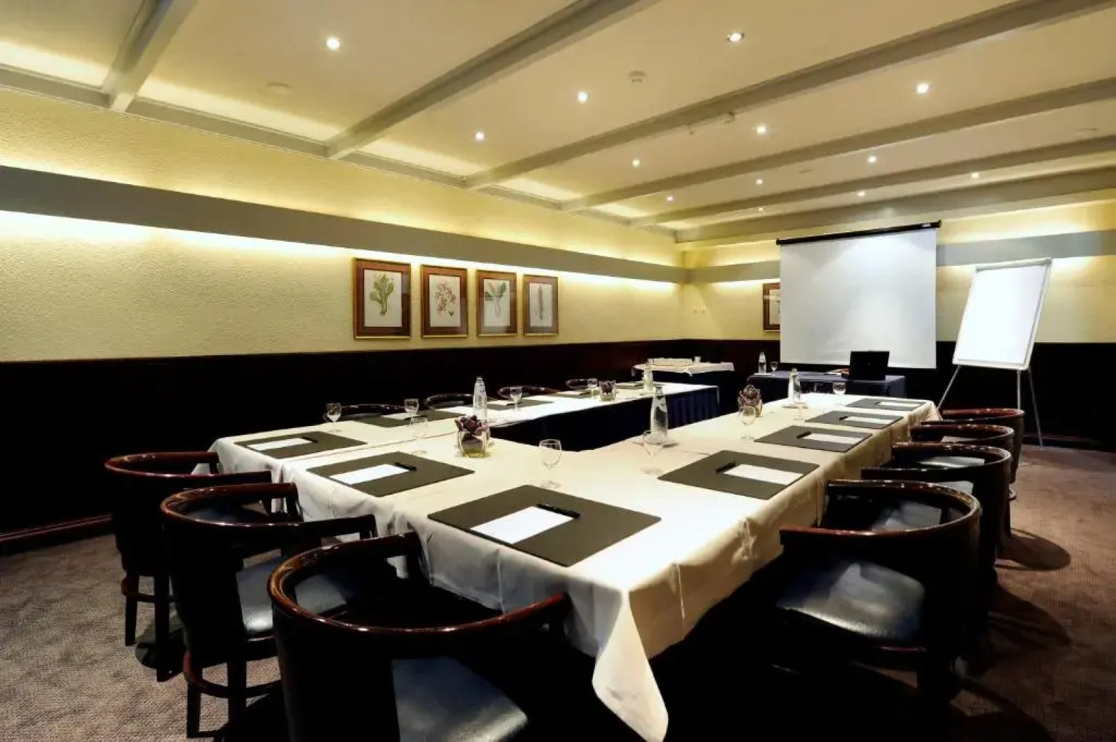 Van der Valk Hotel Hardegarijp - Leeuwarden