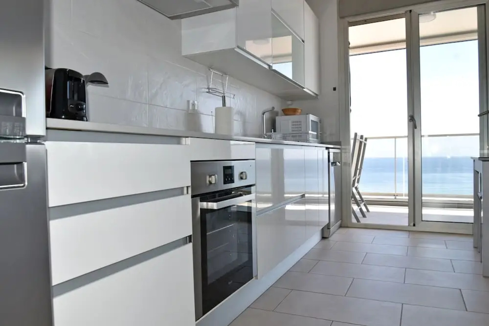 Apt with Sea View & Pool 5