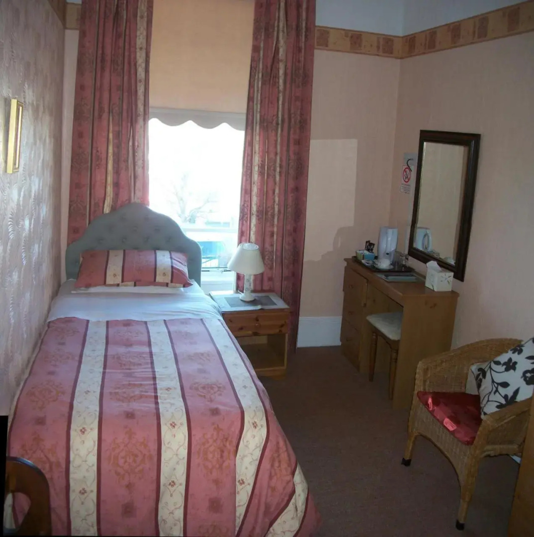 The Ivy House Ferry Link