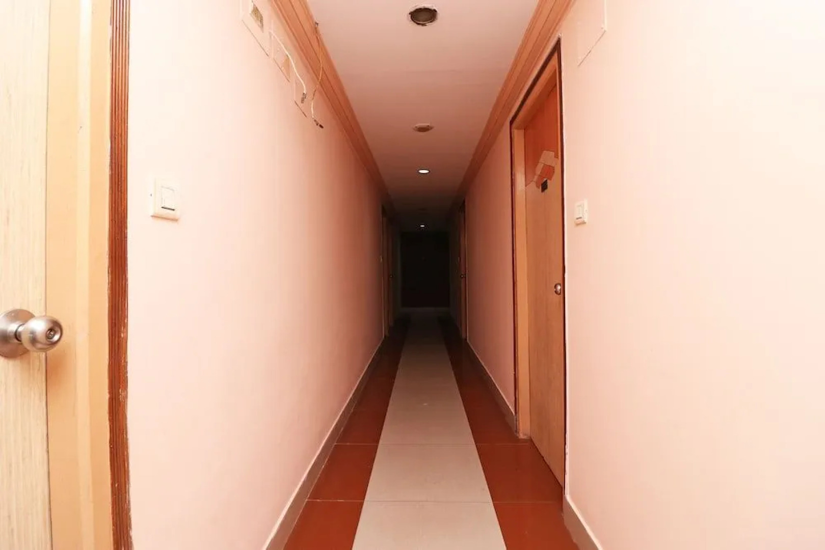 OYO 31010 Konark Regency