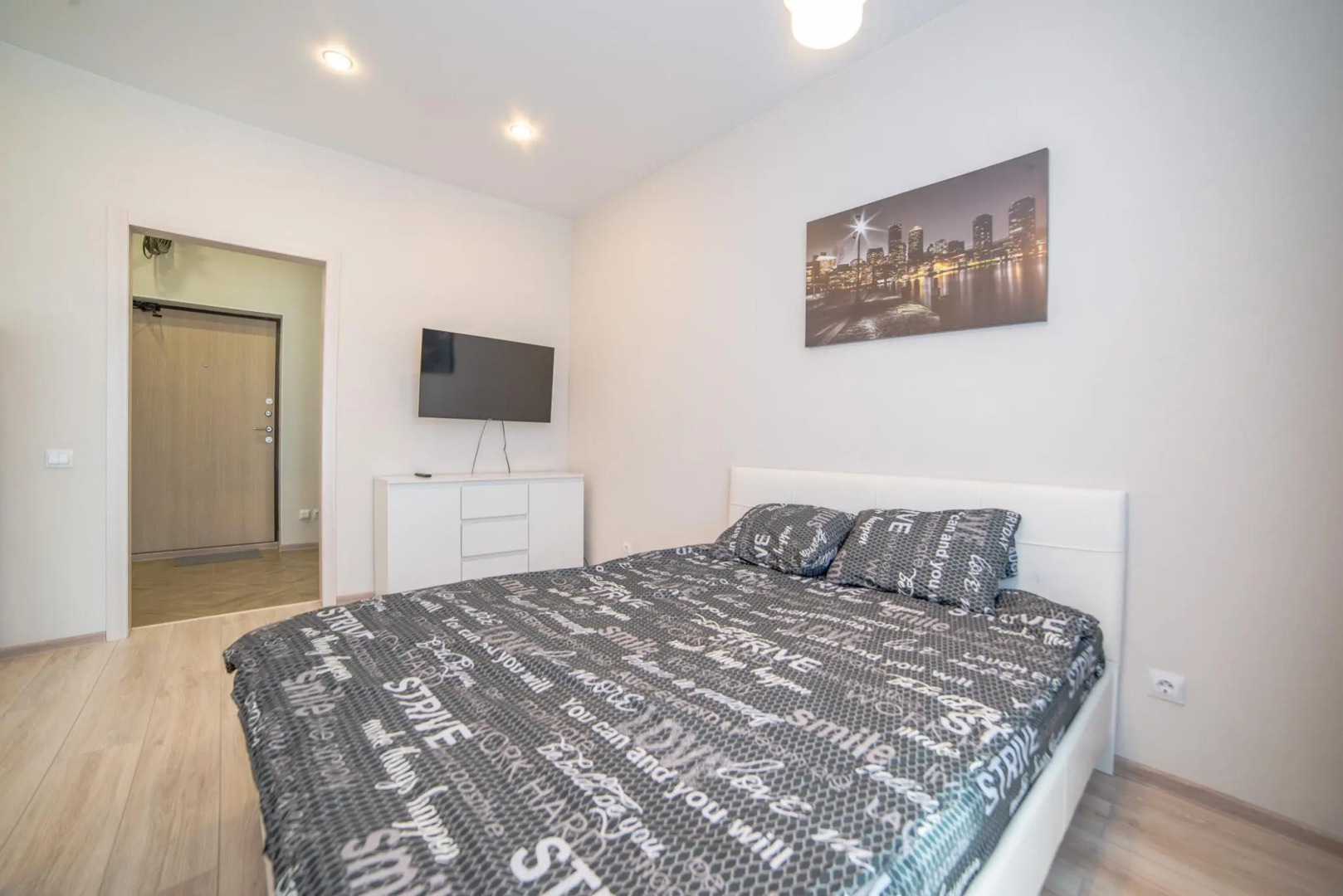 Дом для вас на улице Декабристов