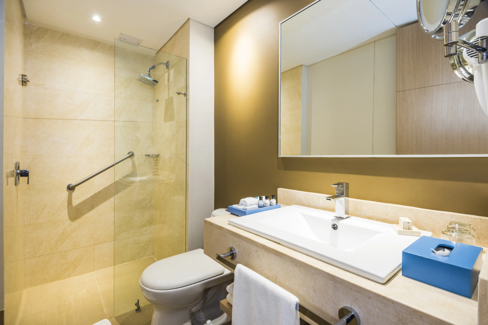 Cosmos Pacifico Hotel