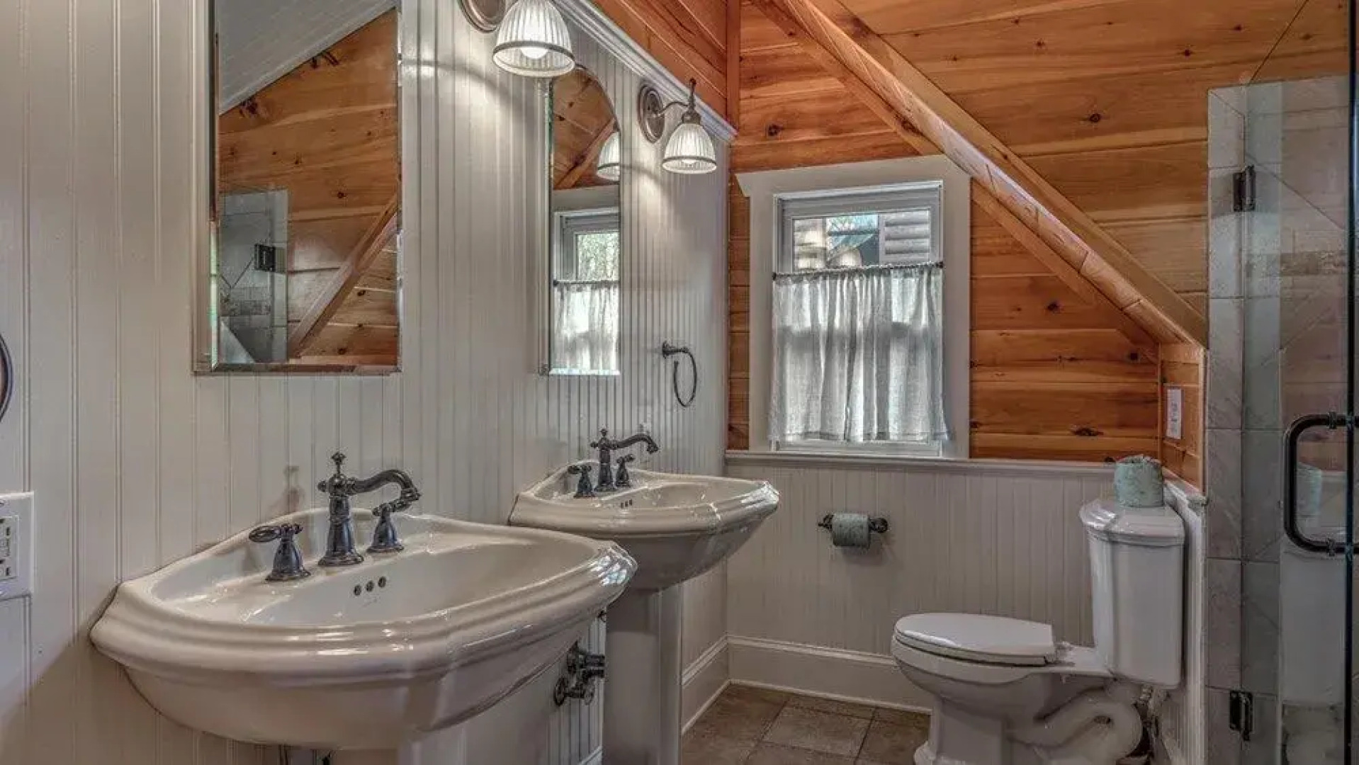 Fighting Creek Cabin by Escape to Blue Ridge