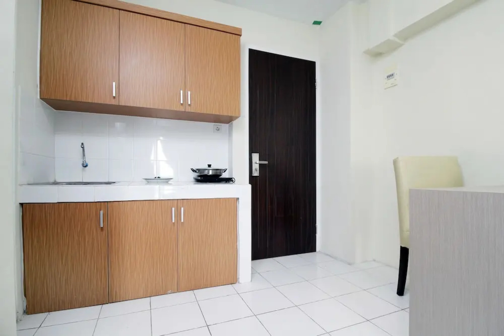 Airy Mutiara Bekasi Ahmad Yani 8