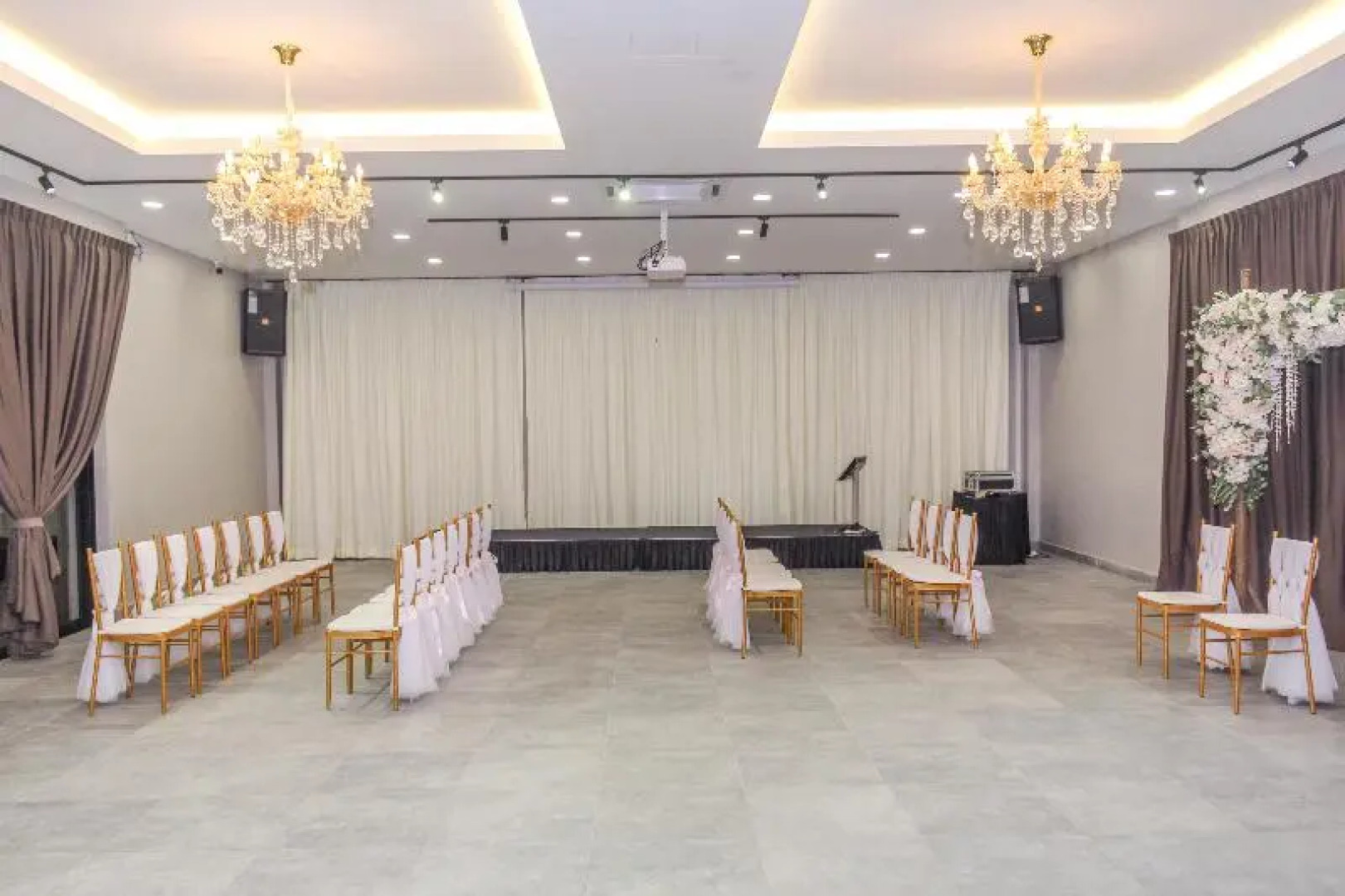 OYO 90020 Amoris Grand Event Space