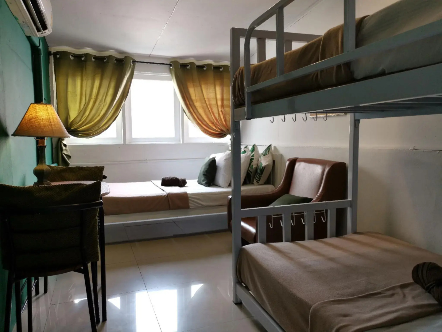 Siam Journey Guesthouse - Hostel