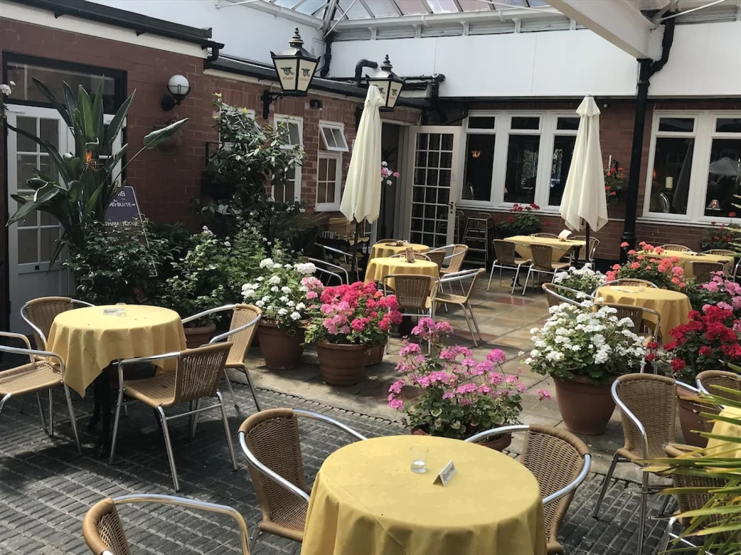 The Carre Arms Hotel