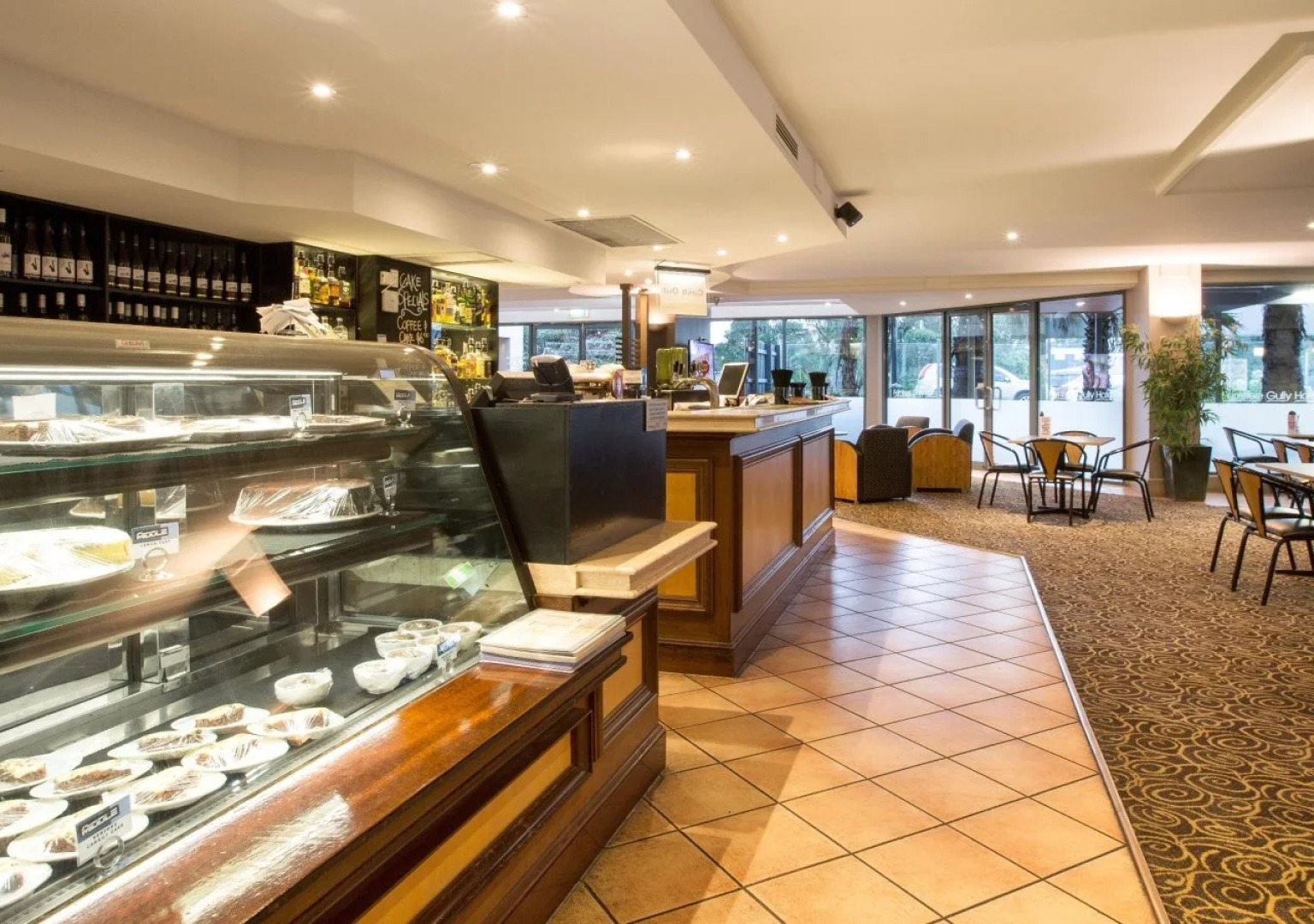 Nightcap at Ferntree Gully Hotel Motel