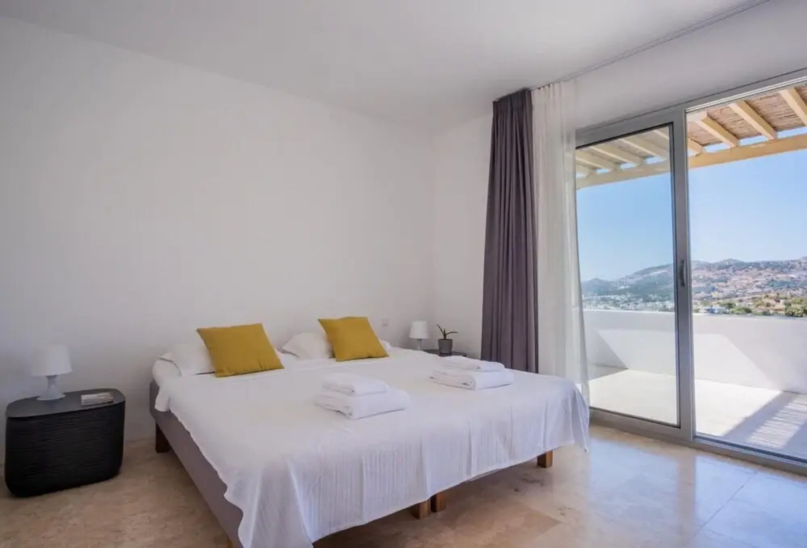 Refreshing House With Shared Pool in Gumusluk