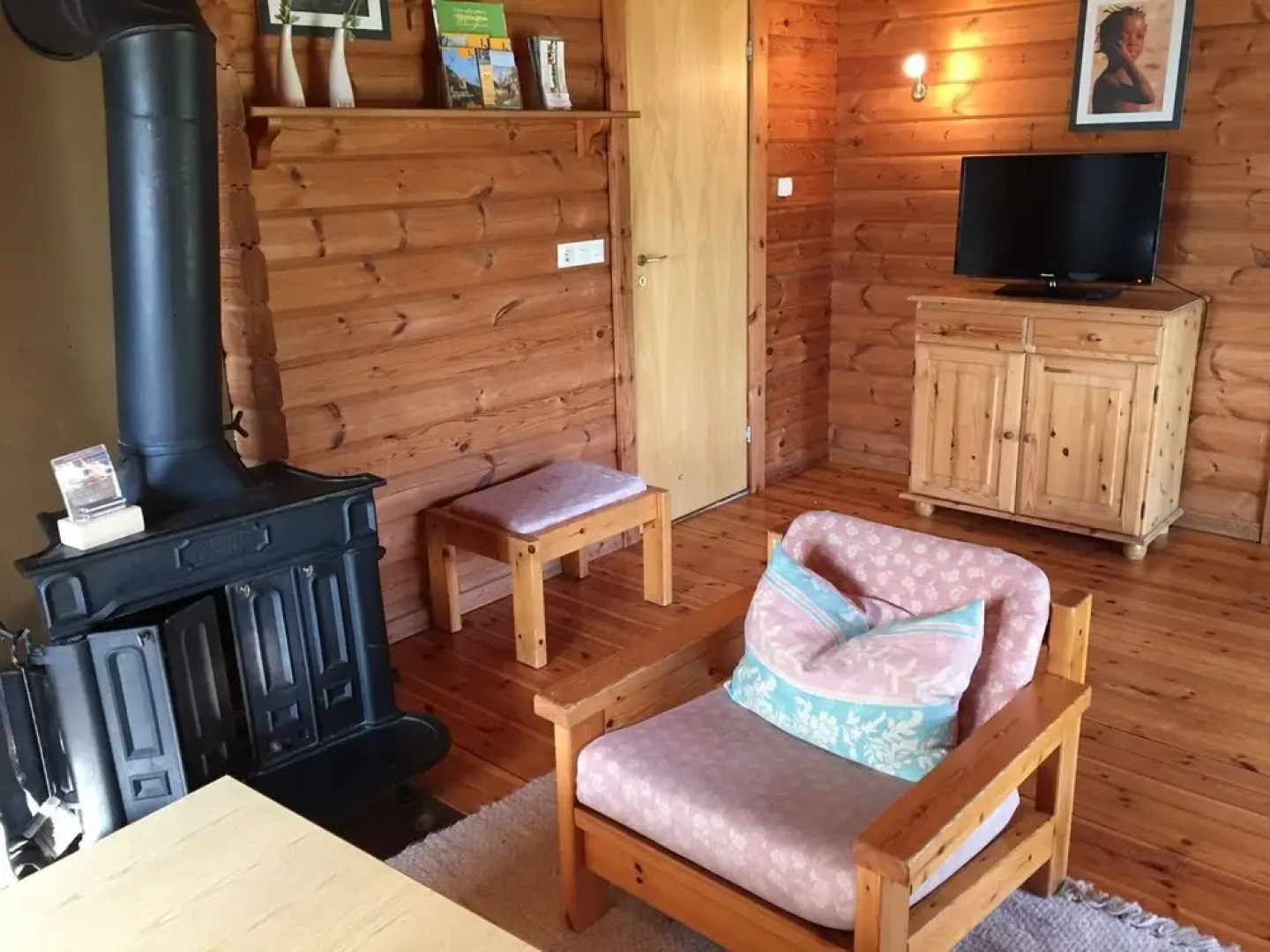Cozy Bungalow With a Stove, in a Nature Reserve