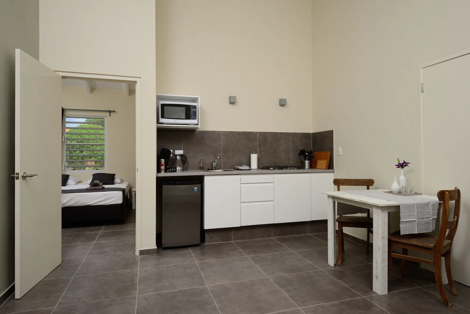 All Seasons Apartments