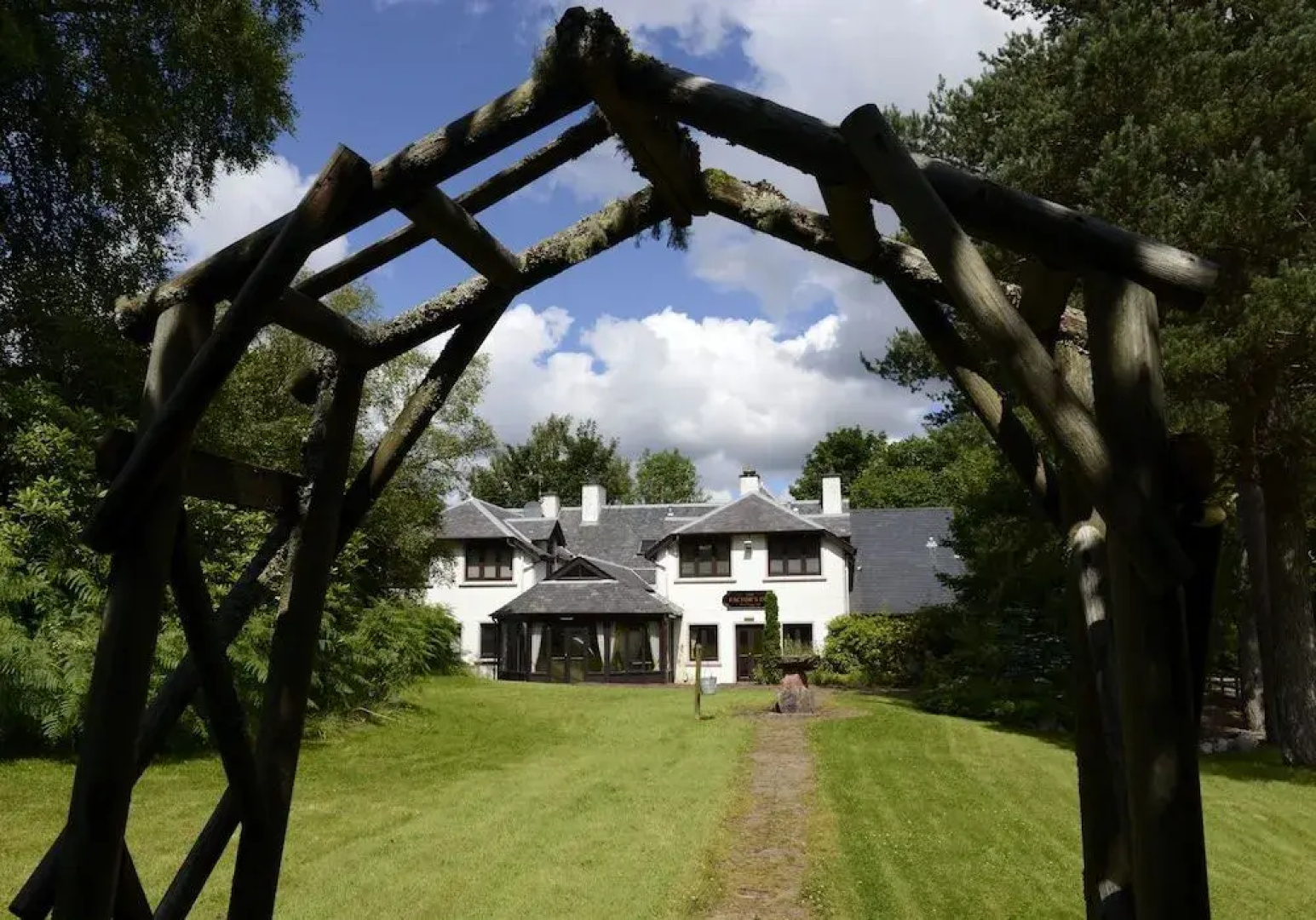 Factors Inn  Cottage