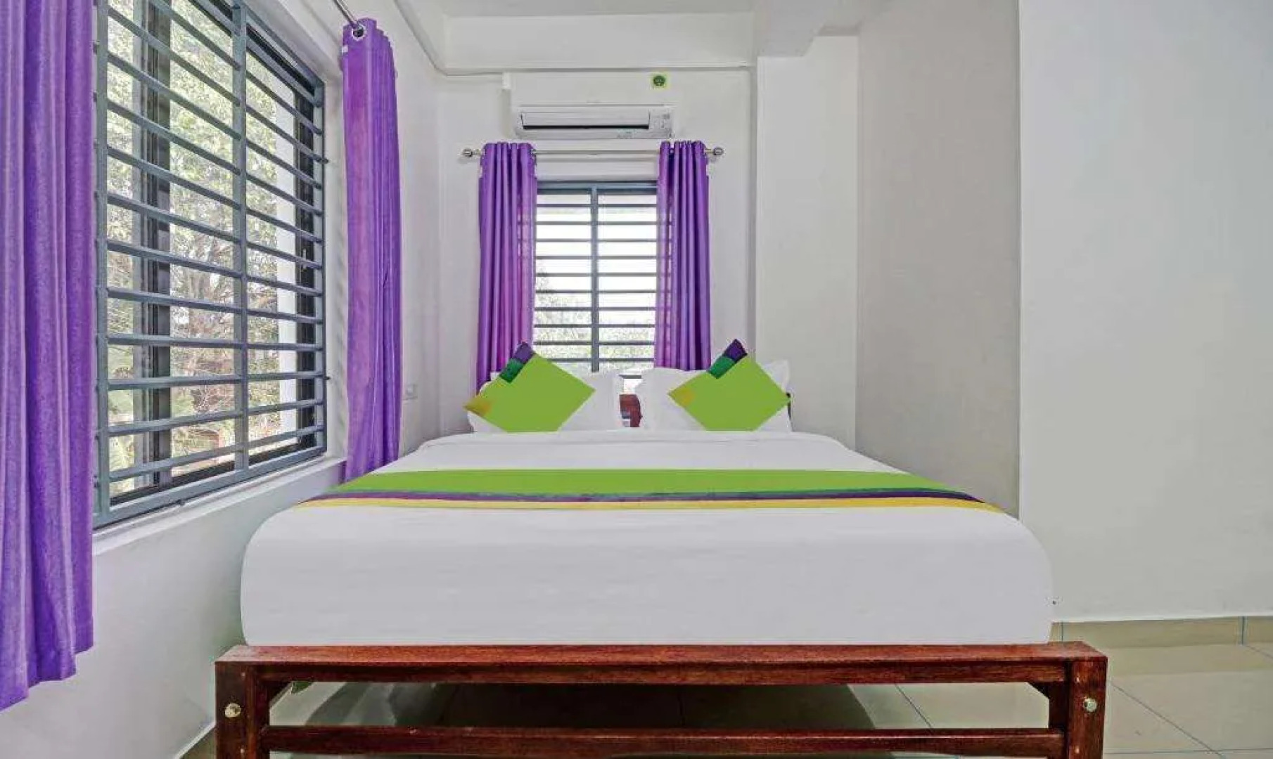 Treebo Nirupama, 750m from Aluva Railway station