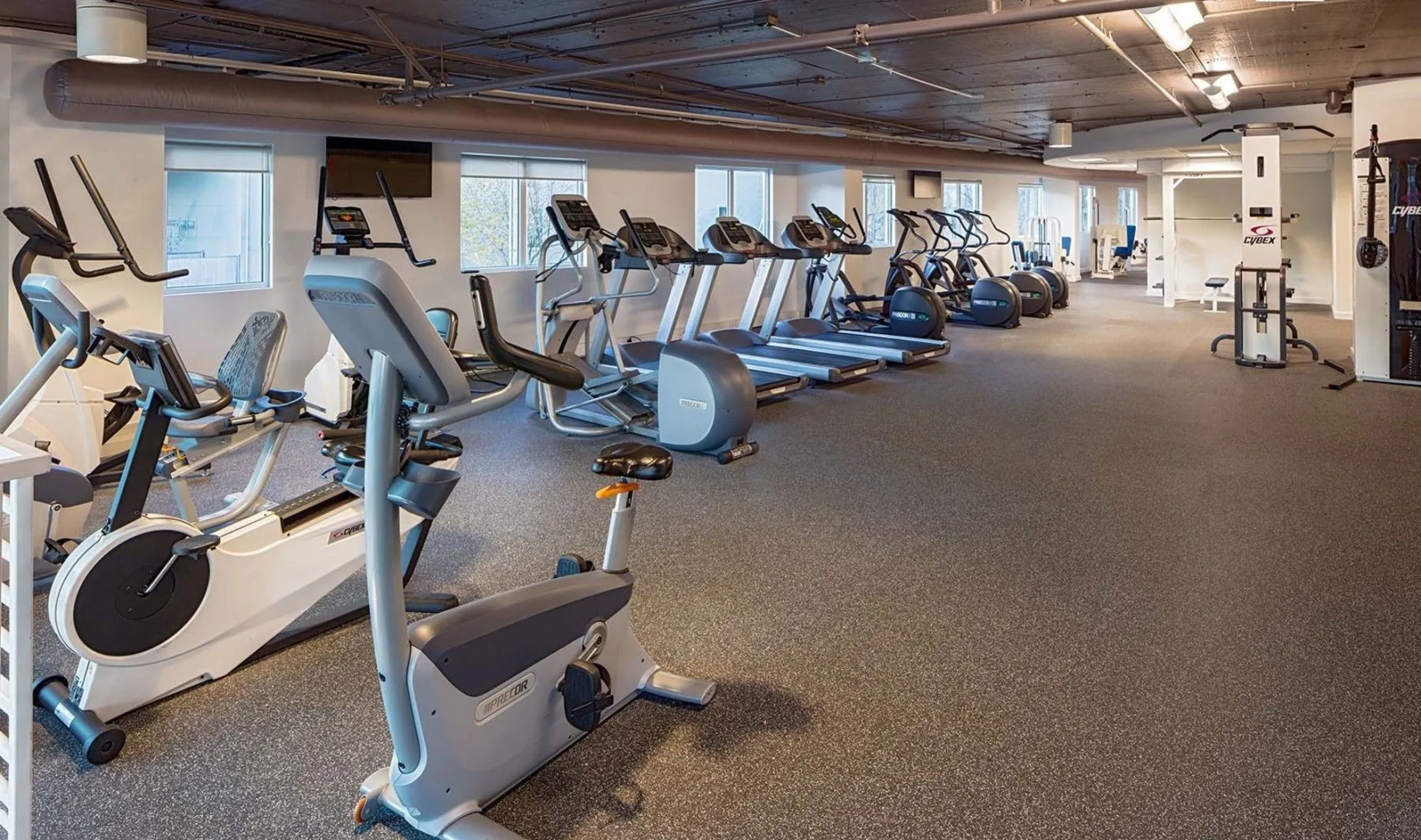 River's Edge Hotel Portland, Tapestry Collection by Hilton