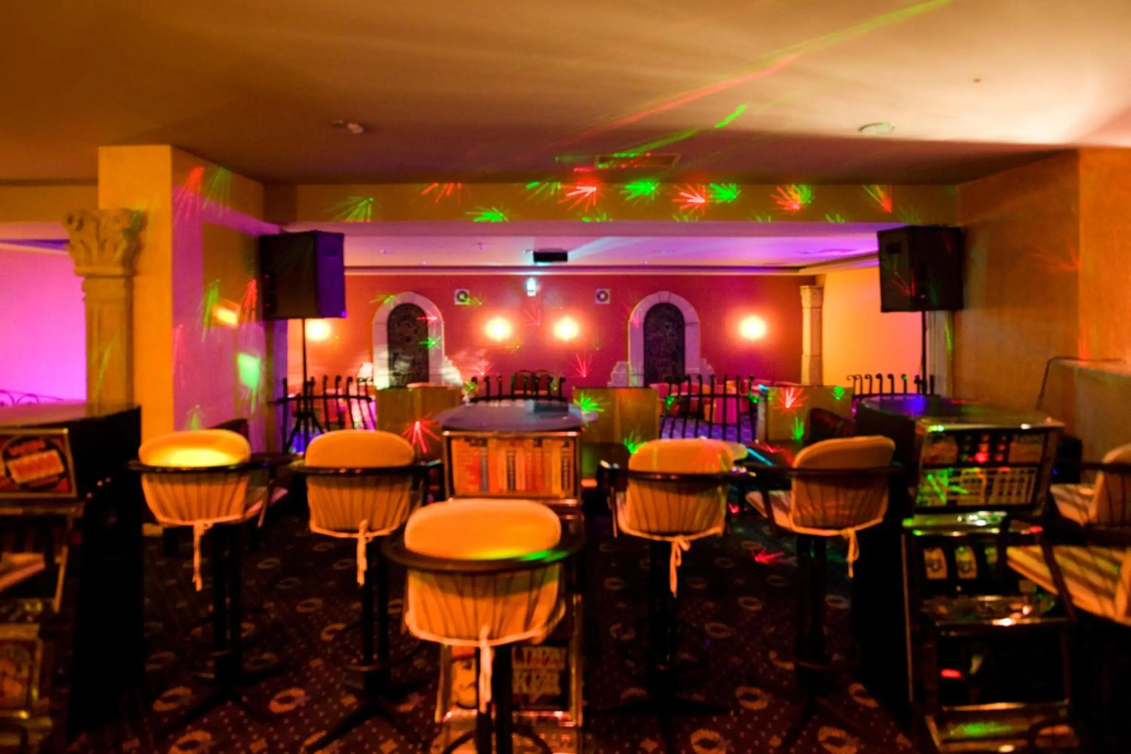 Fantasia Deluxe Hotel