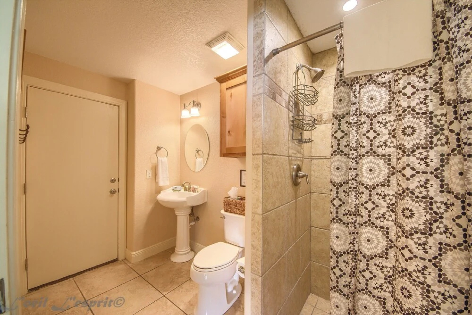 Silver Spur Rr 944016 4 Bedroom Home by RedAwning