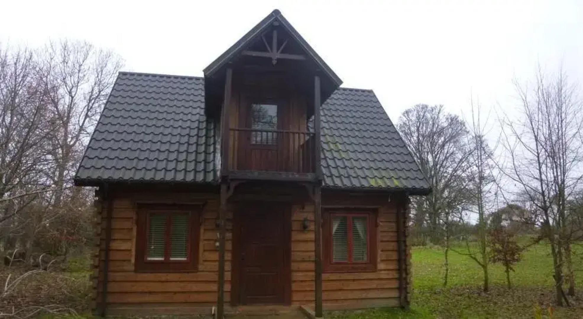 Belan Lodge - Courtyard Accommodation,"The John Hariffs"