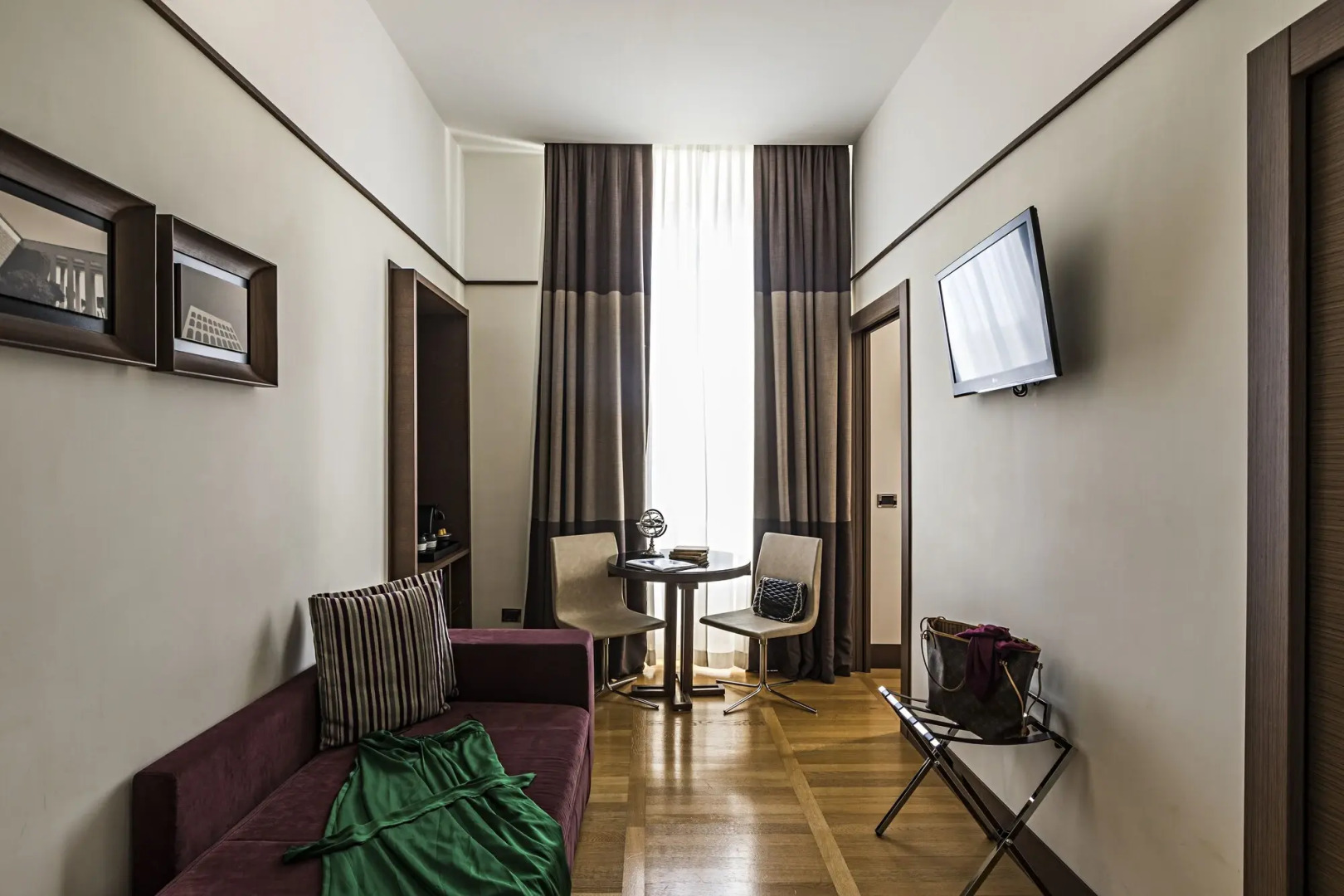 The Independent Hotel