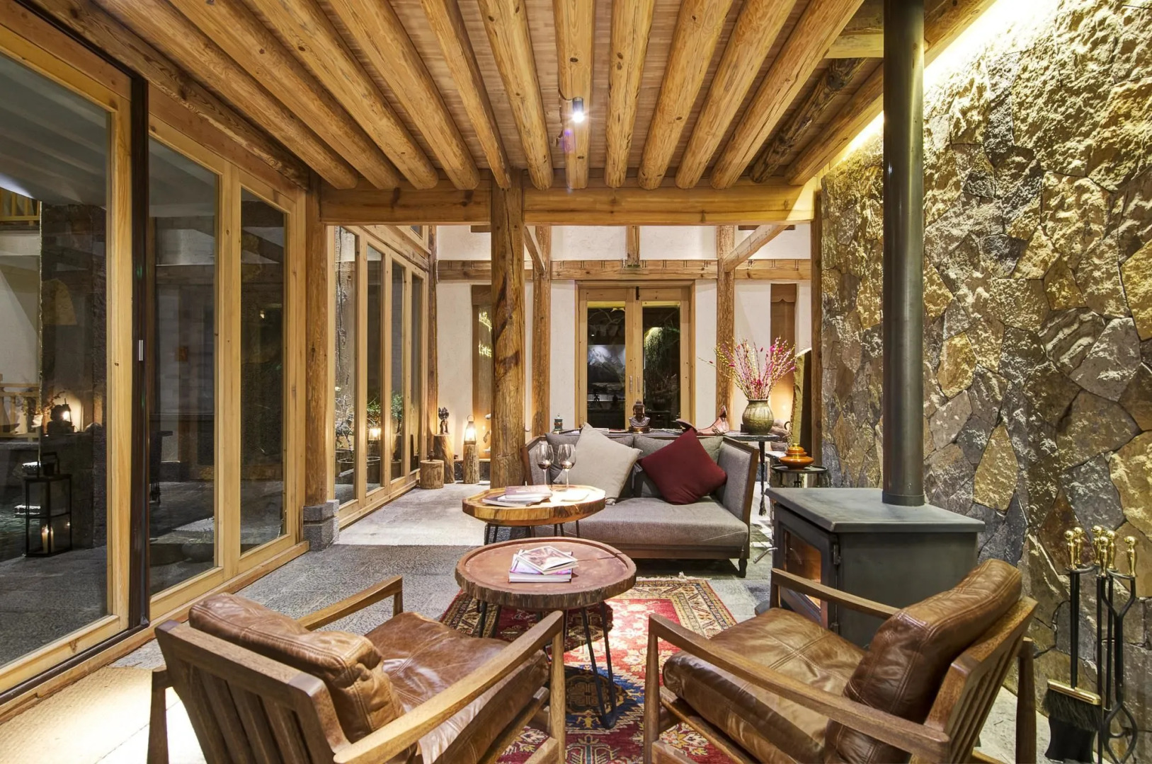 Arro Khampa by Zinc Journey Lijiang