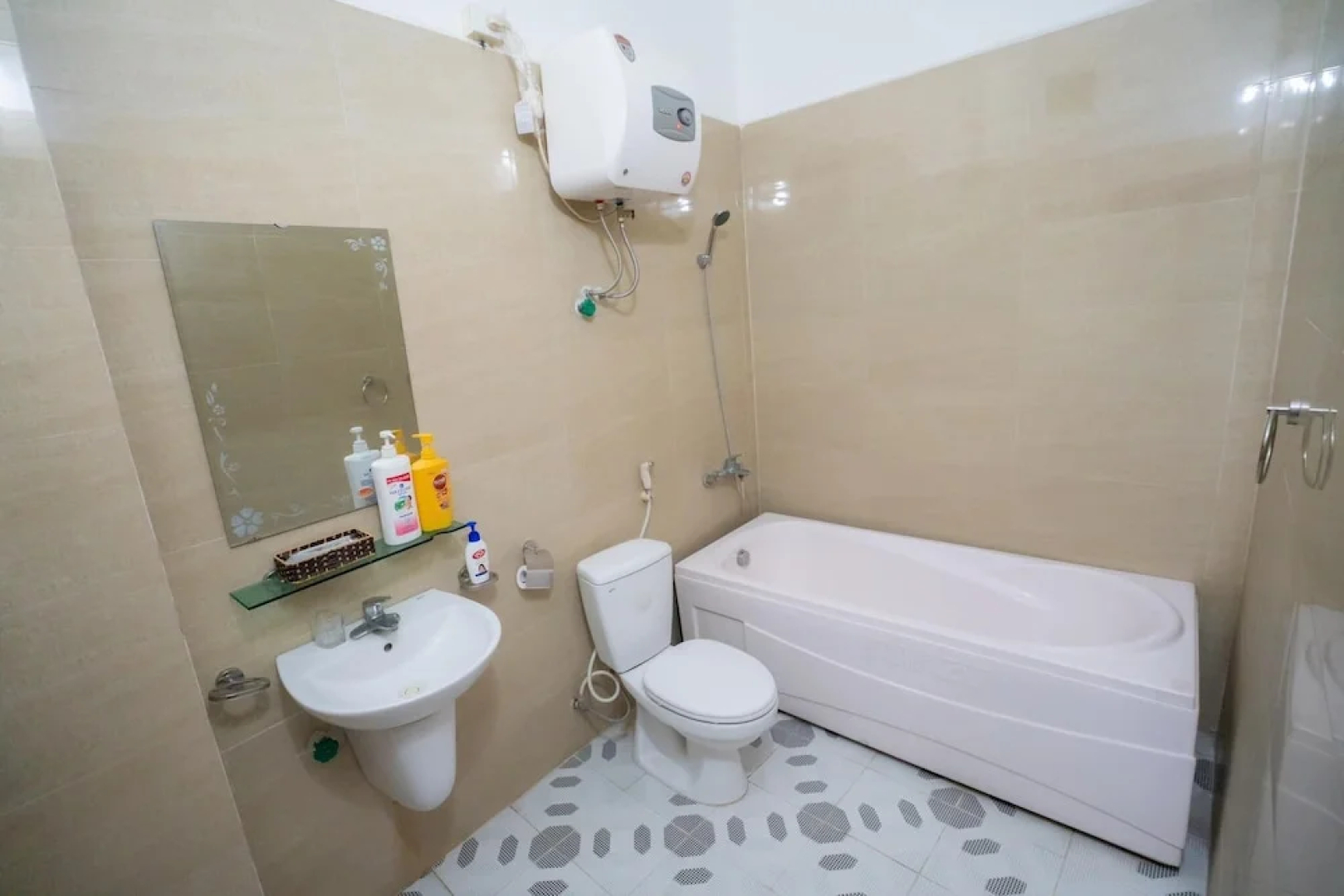 Hoang Yen Hotel