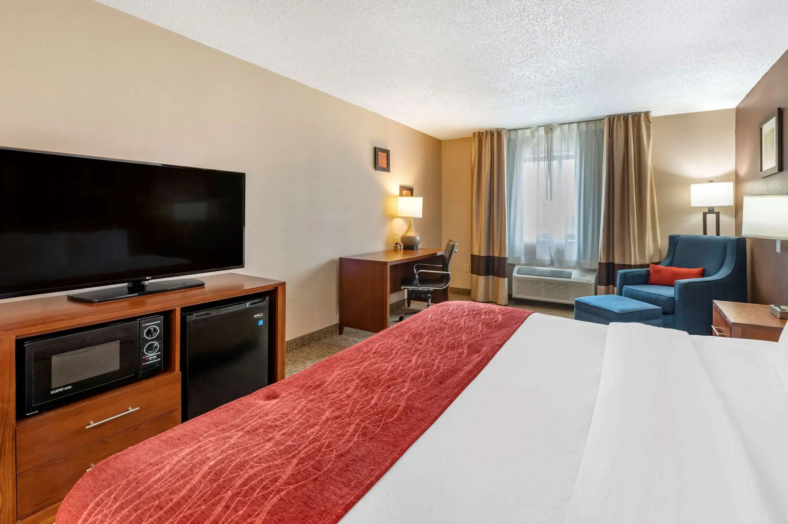 Comfort Inn & Suites Lawrenceburg