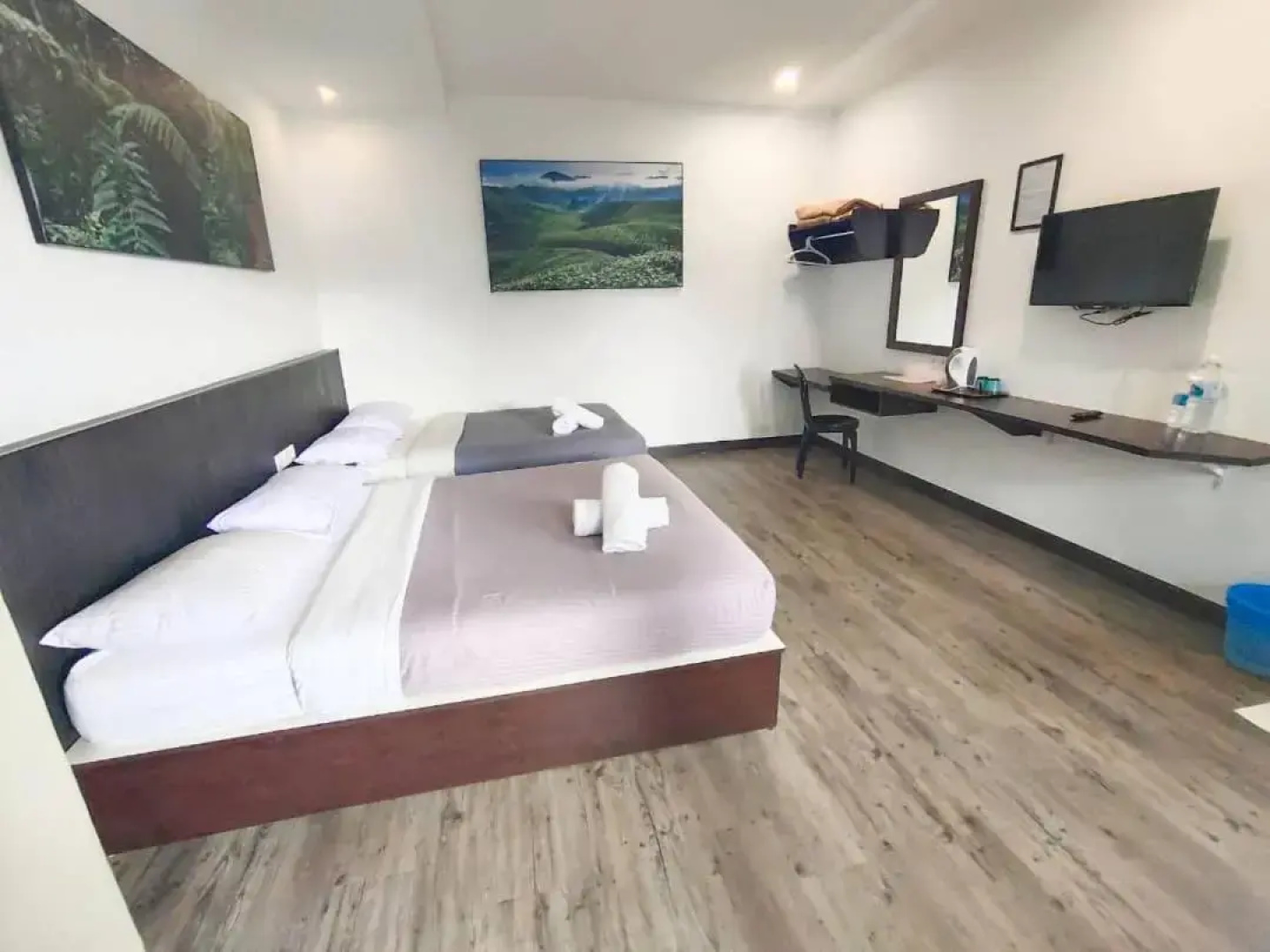 Hillview Inn