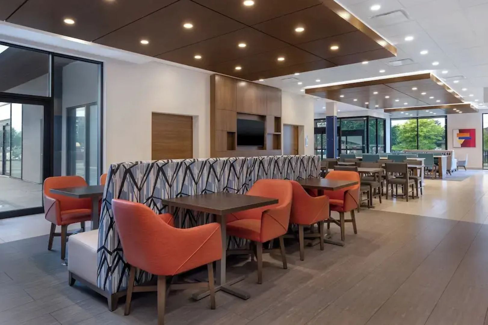 Holiday Inn Express & Suites St.Thomas by IHG