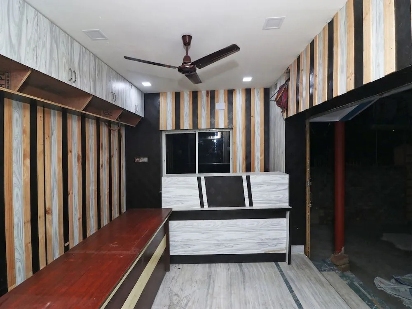 OYO 18666 Annapurna Plaza