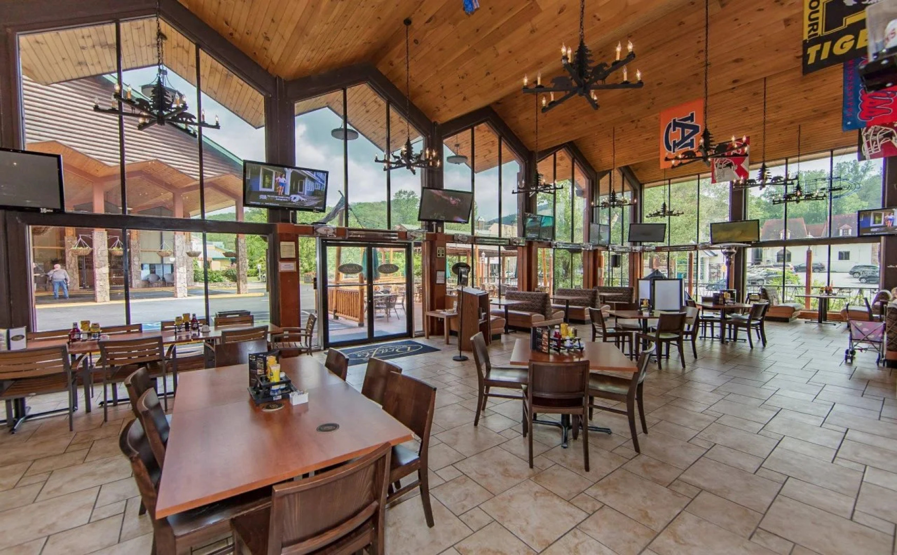 River Terrace Resort & Convention Center