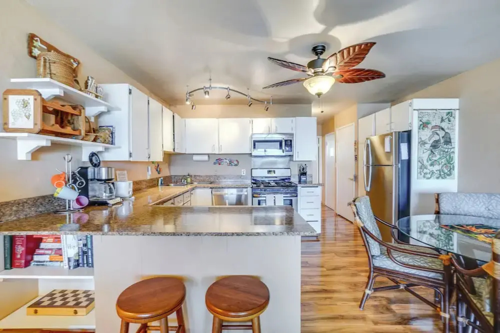 Kaunakakai Condo w/ Private Lanai & Ocean Views!