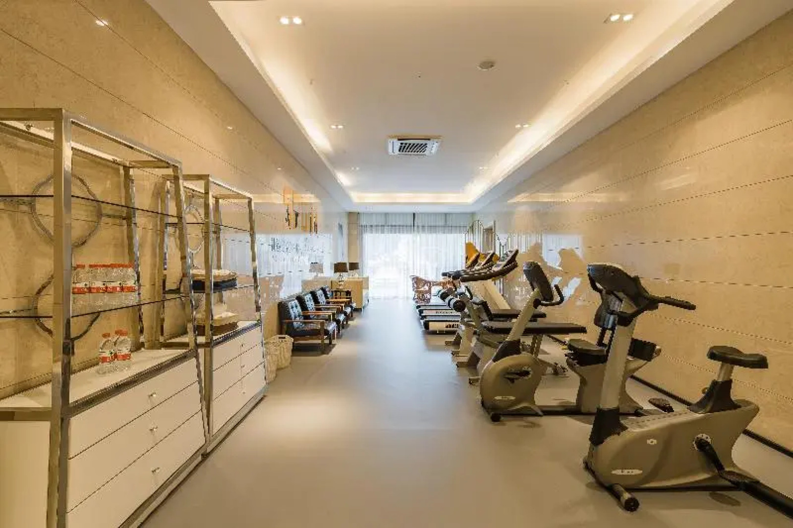 Grand Madison Jiujiang Yuexi Lake